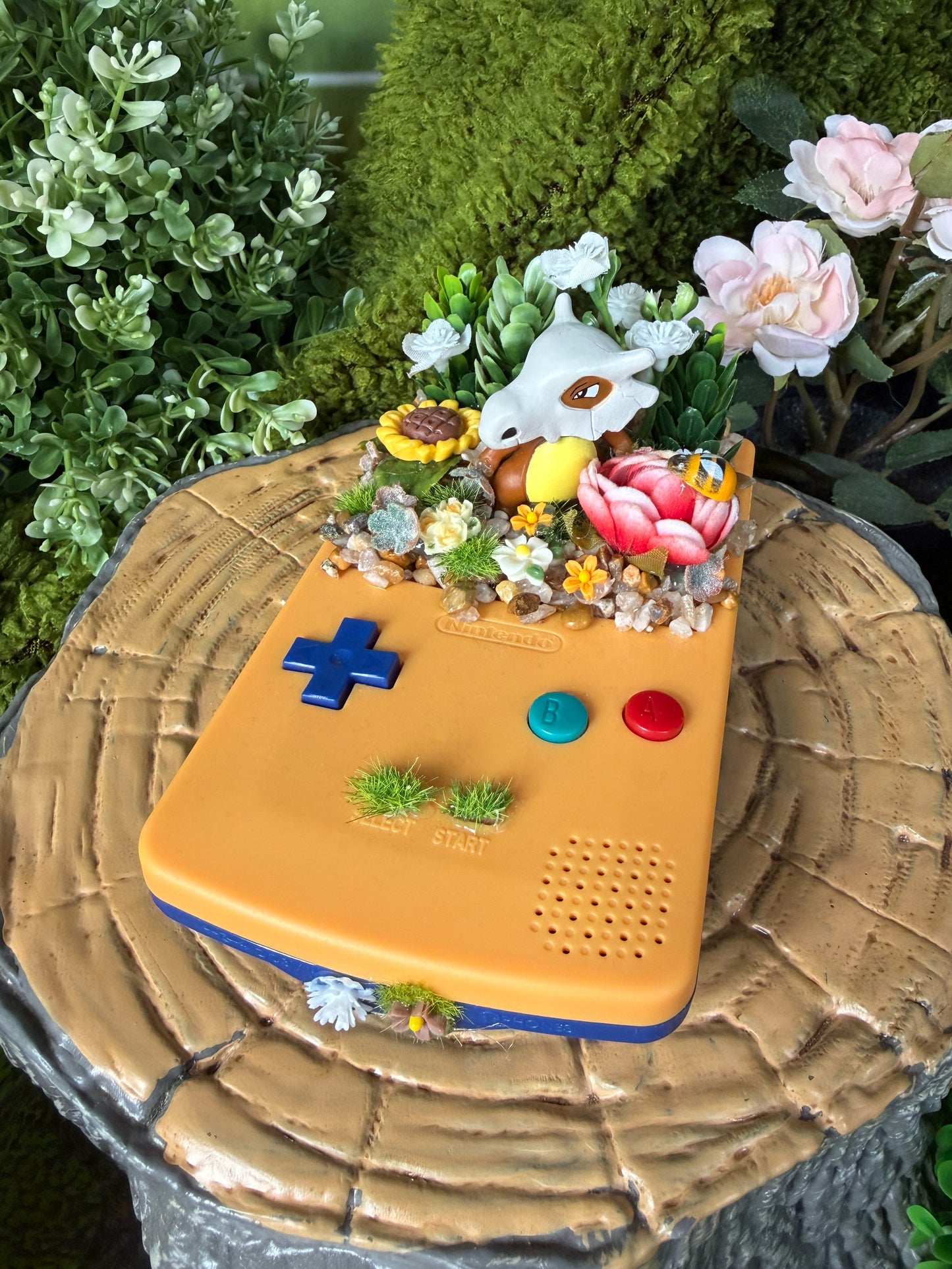 Bone Friend GBC Console Terrarium