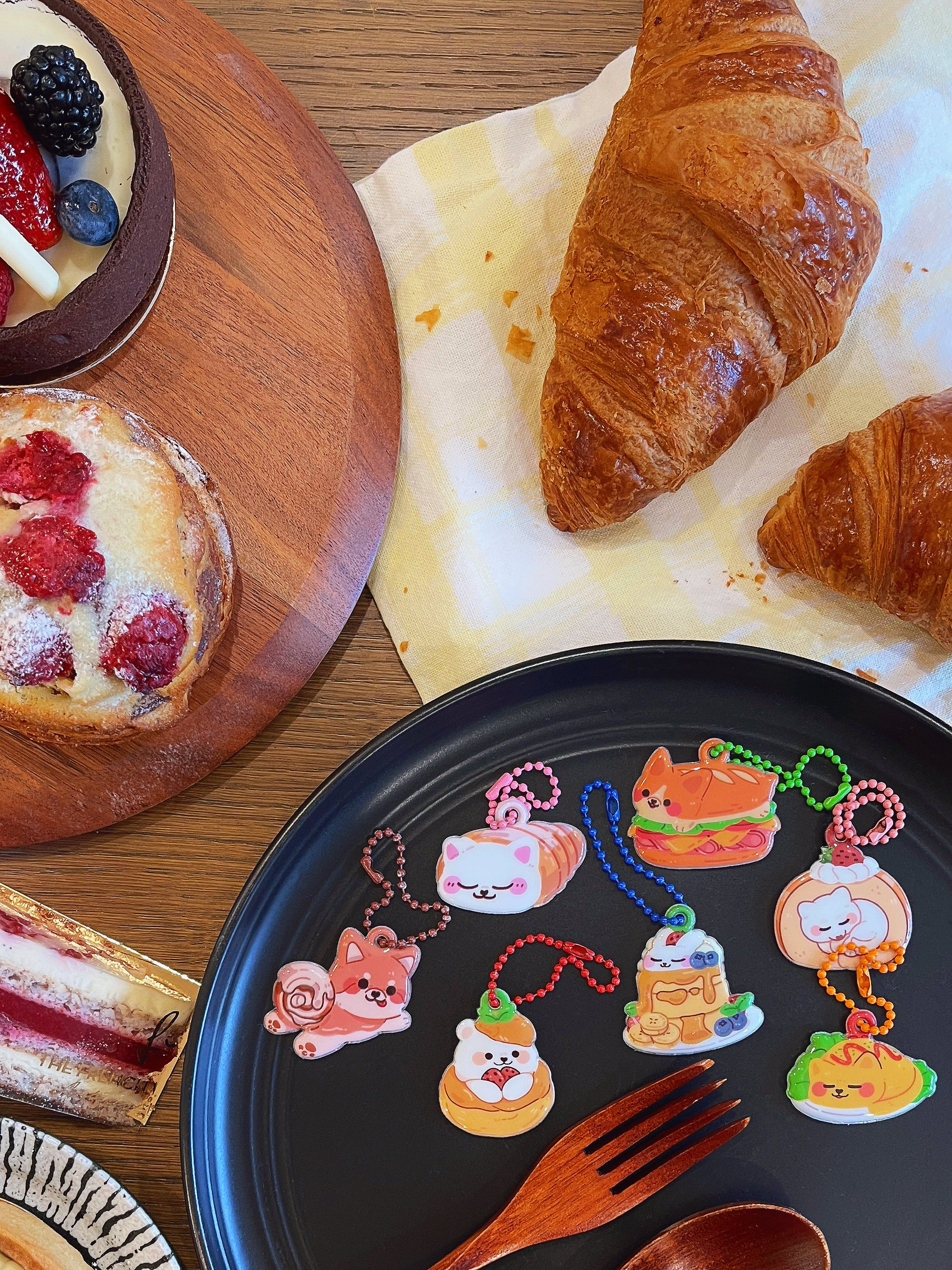 GACHA] Pawtisserie Pals Soft Keychain – honeydewbun