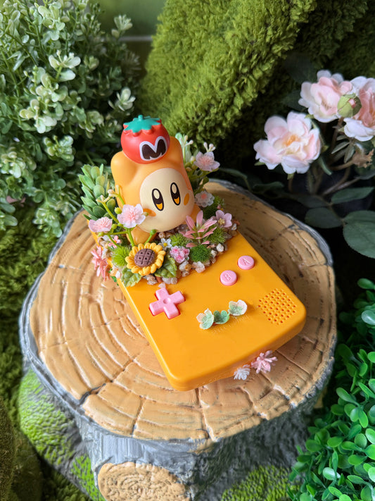 Waddling Dee GBC Console Terrarium