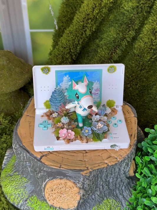 Skye Villager DS Console Terrarium